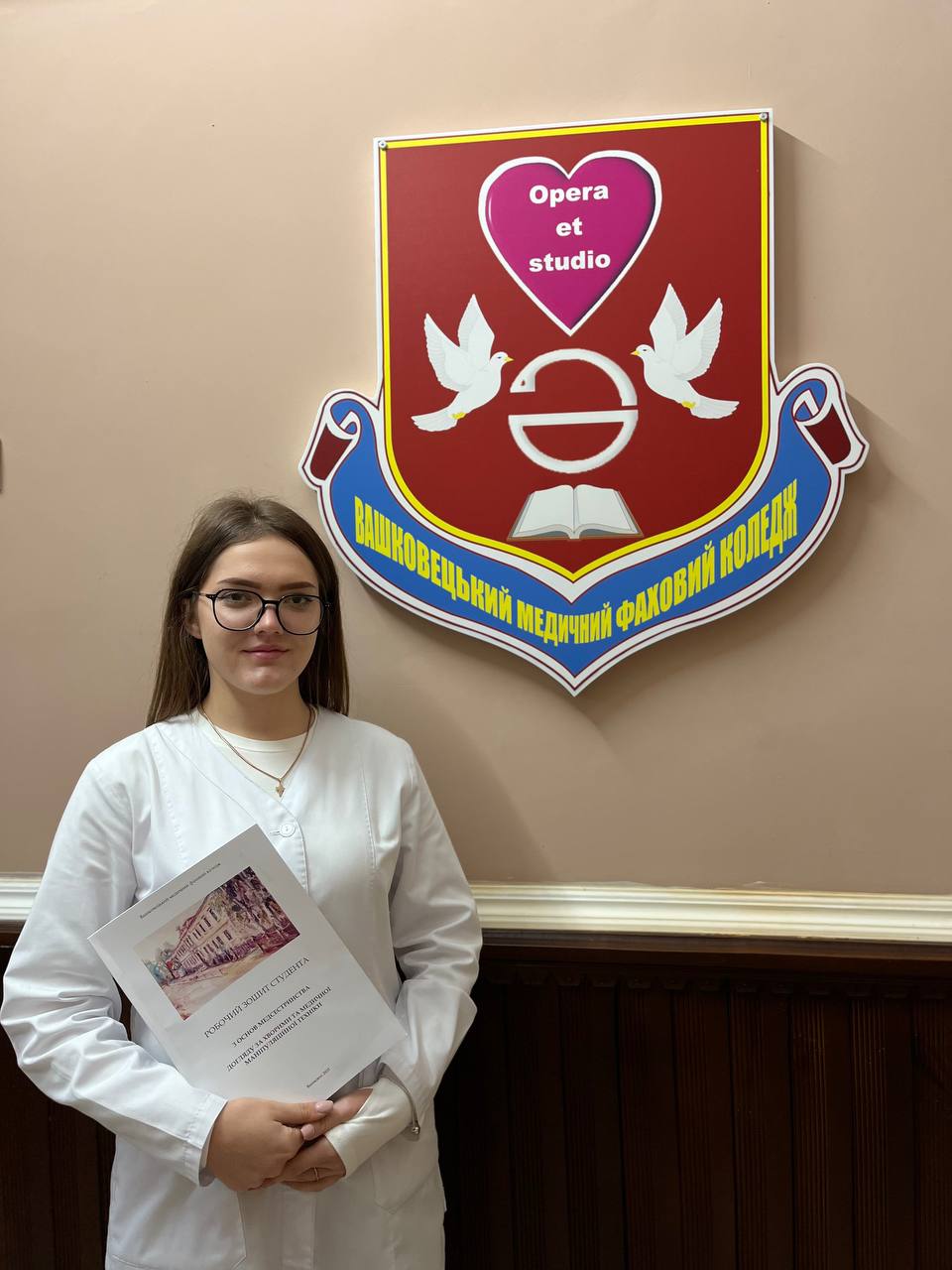 6d94352e-f53c-4fed-994d-3103ffeca6e8