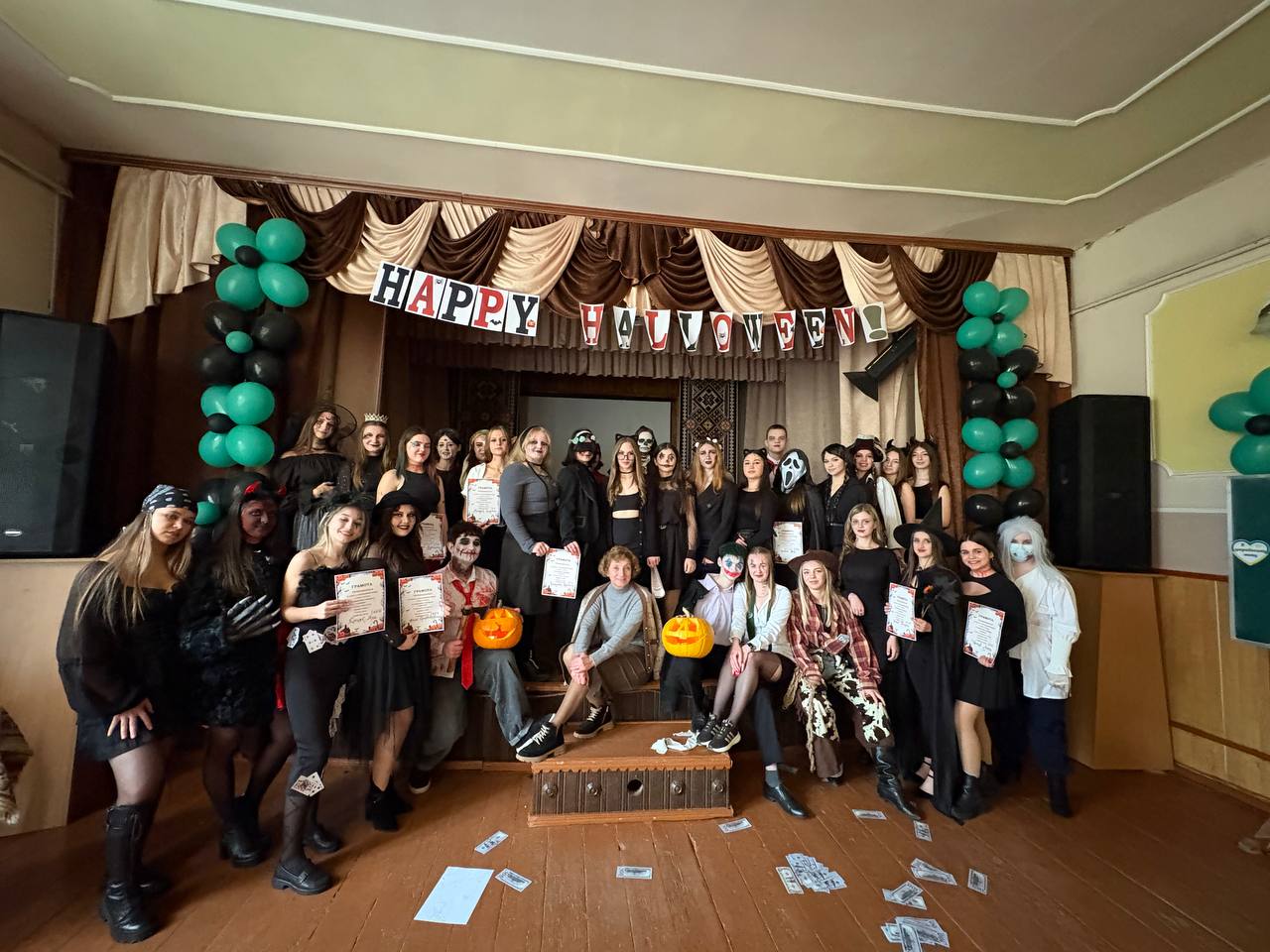 Геловін у медичному коледжі: коли наука зустрічається з магією