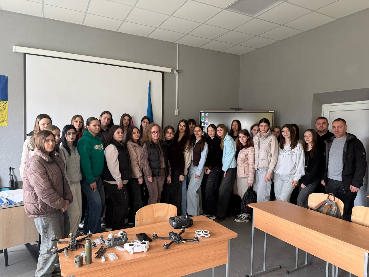 Сучасна підготовка молоді: практичне заняття з «Захисту України»